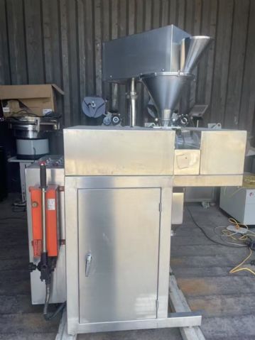 转让二手干法制粒机 一台GK-40型全自