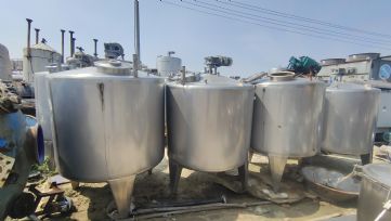 2立方三层蒸汽加热搅拌罐