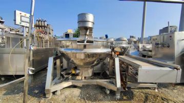 400L 电加热带刮壁式行星搅拌夹层锅