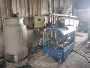 低价处理1313二手大地水刀切割机，成色