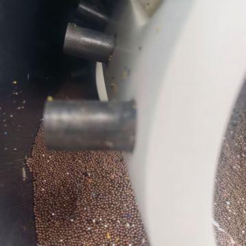 刚出厂100天的全陶瓷棒销纳米砂磨机一台