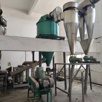 便宜出售  60型气流涡轮粉碎机一套