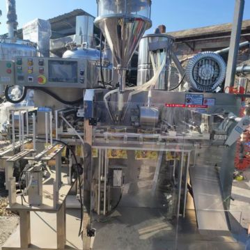 新到220给袋粉末颗粒包装机。620，4