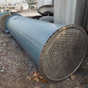 到货 钛材冷凝器 210平方 225平方