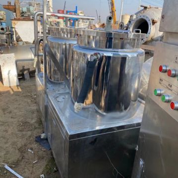 低价出售  250L真空乳化机