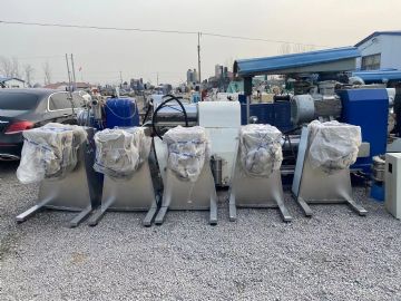 便宜出售  摇摆颗粒机多台现货出售