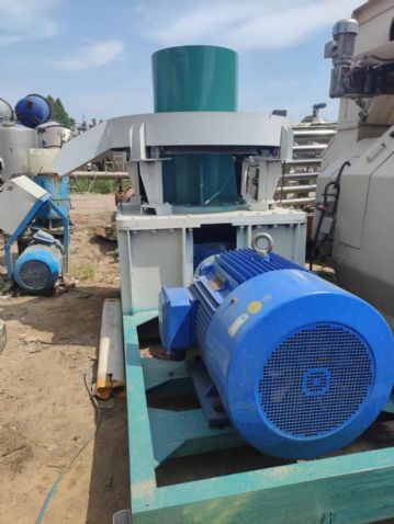 低价出售，75千瓦52口压块机处理需要联