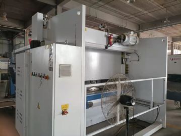 出售转让_高性价比_精品二手亚威数控折弯