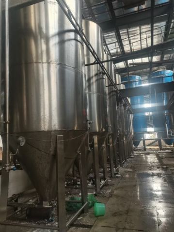 新订一批精酿啤酒设备，30吨发酵罐，10