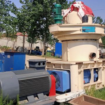 出售二手木屑颗粒机，二手850型木屑秸秆