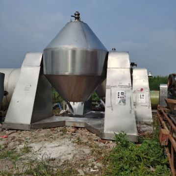 出售二手双锥干燥机，二手2000升不锈钢