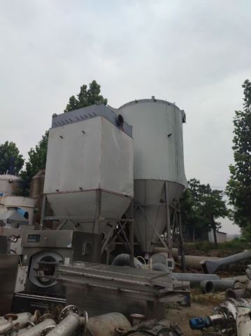 出售二手300型喷雾干燥机，附件齐全