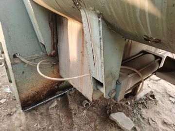 新到不锈钢真空桨叶干燥机2台，40平方一