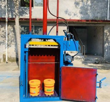 立式液压汽车内饰废料打包机 树叶棉花压缩