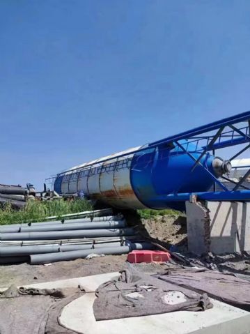 转让九成新中联二手水泥仓200吨三台