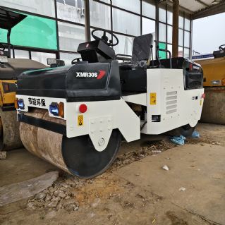 精品小型压路机二手震动王3吨有座价