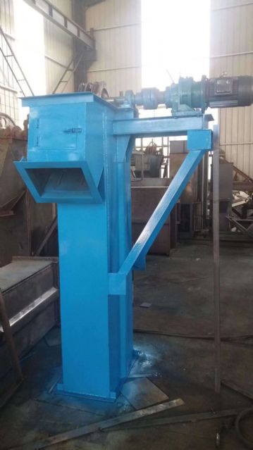 转让9.9成新提升机一台斗式提升机提升机