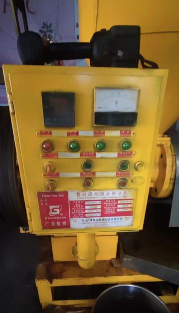 转让168型榨油机