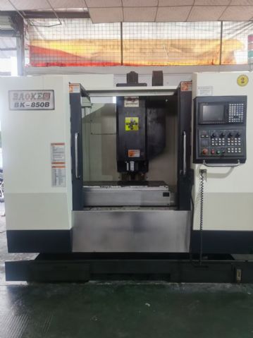 转让一台8成新宝锋850加工中心，三菱系