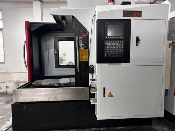 9.5成新870精雕机，新代21MA，安