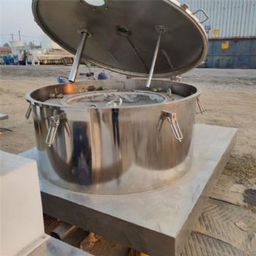 出售  二手平板吊带离心机1米平板密闭式