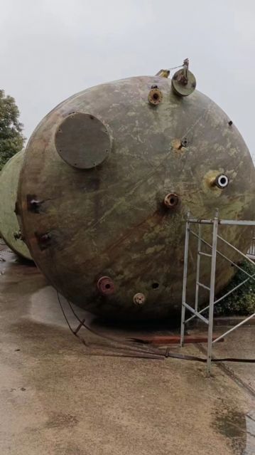 出售玻璃钢罐，50立方