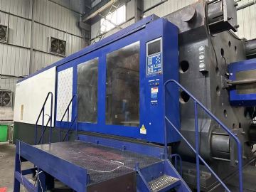 低价出售佛山二手注塑机海天1300吨