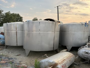 出售二手不锈钢立式储罐 各种型号规格 现