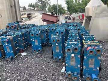 出售二手板式换热器 不锈钢材质 各种规格