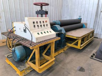 16型2米宽旧卷圆机 二手卷板机自带平台