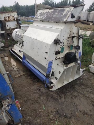 出售江苏牧羊160千瓦超微粉碎机