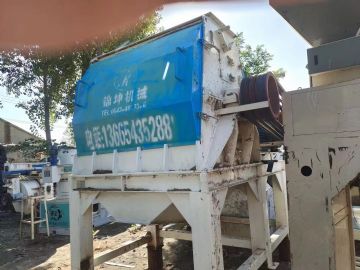 转让锦坤1000/1600型粉碎机