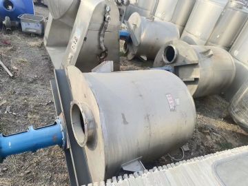 转让9成新二手不锈钢搅拌罐三台！