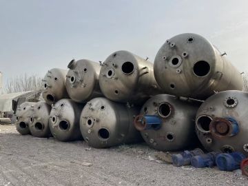 转让9成新二手发酵罐一批！