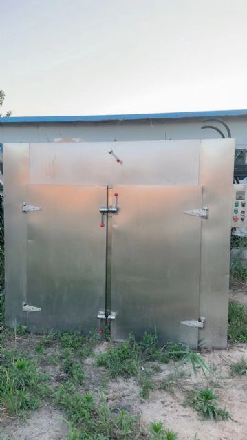 转让9成新二手热风循环烘箱数台！