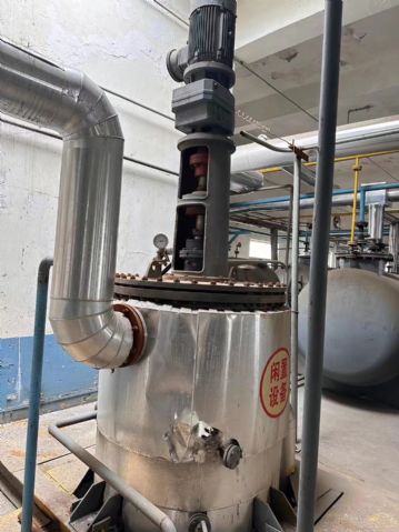 转让9成新二手薄膜刮板蒸发器一台！