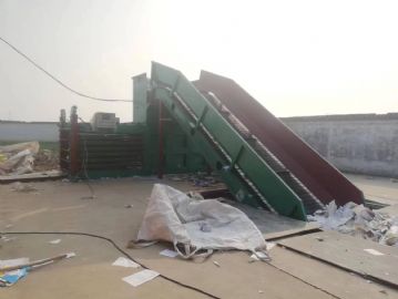 本地出售二手工业垃圾矿泉多功能打包机