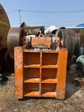 处理两台上海建设路桥400×600鄂式破