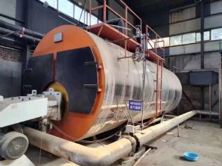 转让9成新河北宏泽锅炉厂生产的十吨燃气蒸