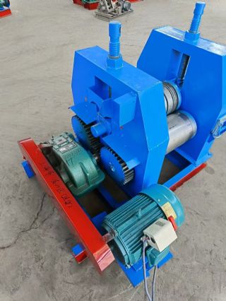 一台全新卷圆机转让