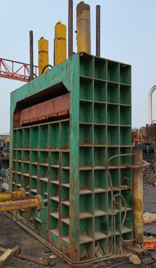 250吨金属压块机