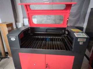 二氧化碳激光切割机二手