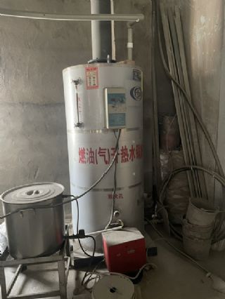 转让9成新二手燃油锅炉