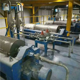 转让9成新二手离心机 卧螺离心机 碟式离